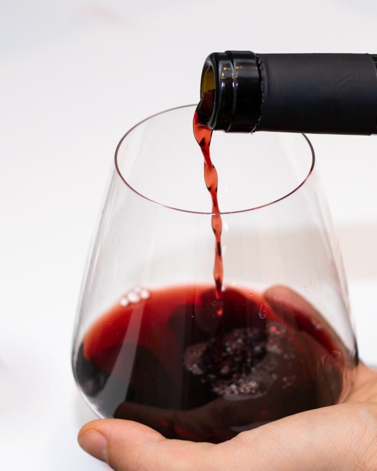 7 Benefits of Drinking Red Wine Before Bed Check it Out!